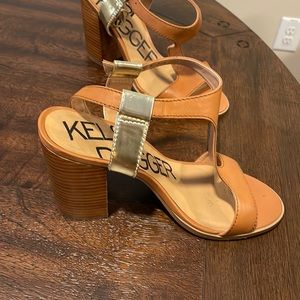 Kelsi Dagger Heel/Sandals 10